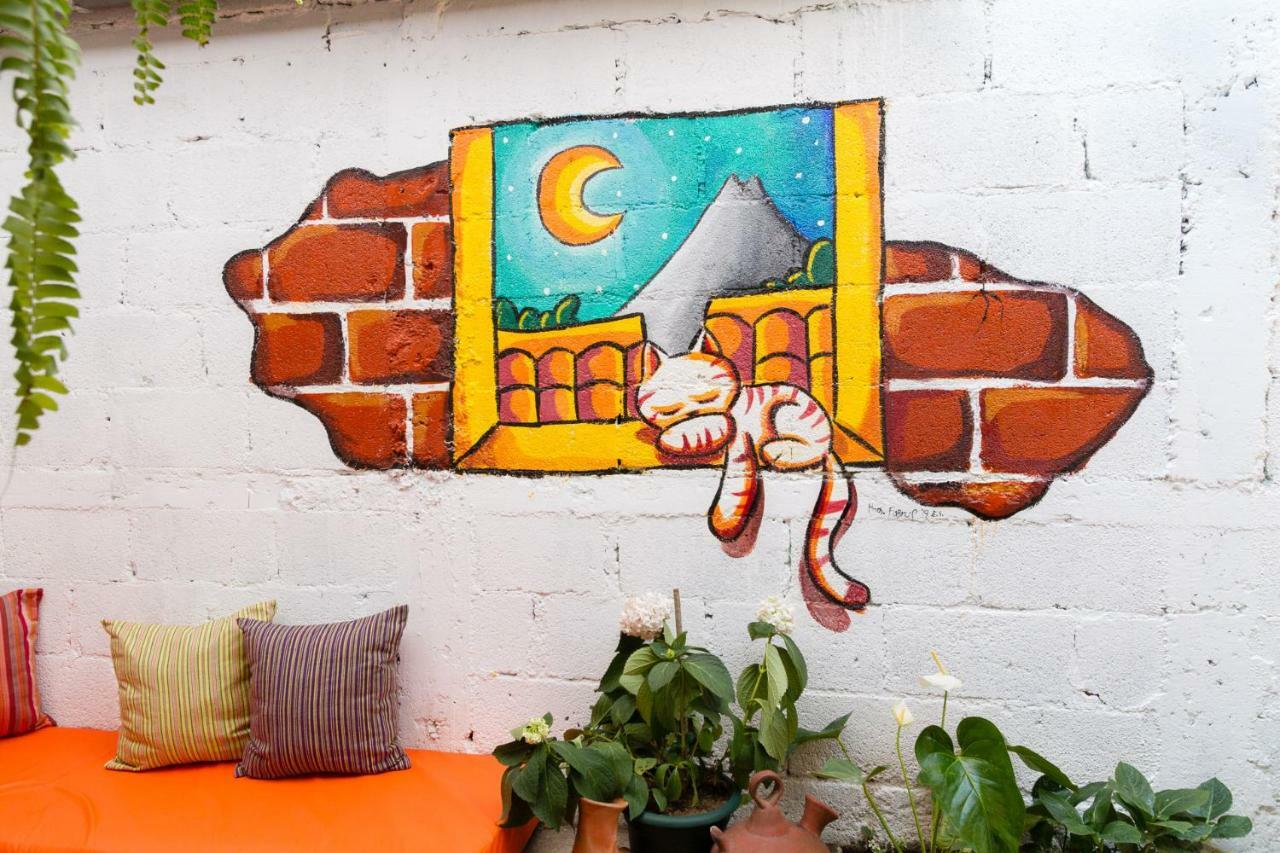 Tamarindo Guest House, Near Arco Santa Catarina 안티구아 과테말라 외부 사진