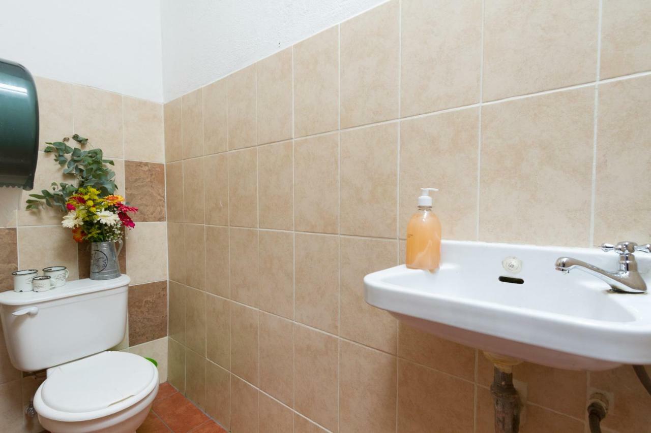 Tamarindo Guest House, Near Arco Santa Catarina 안티구아 과테말라 외부 사진