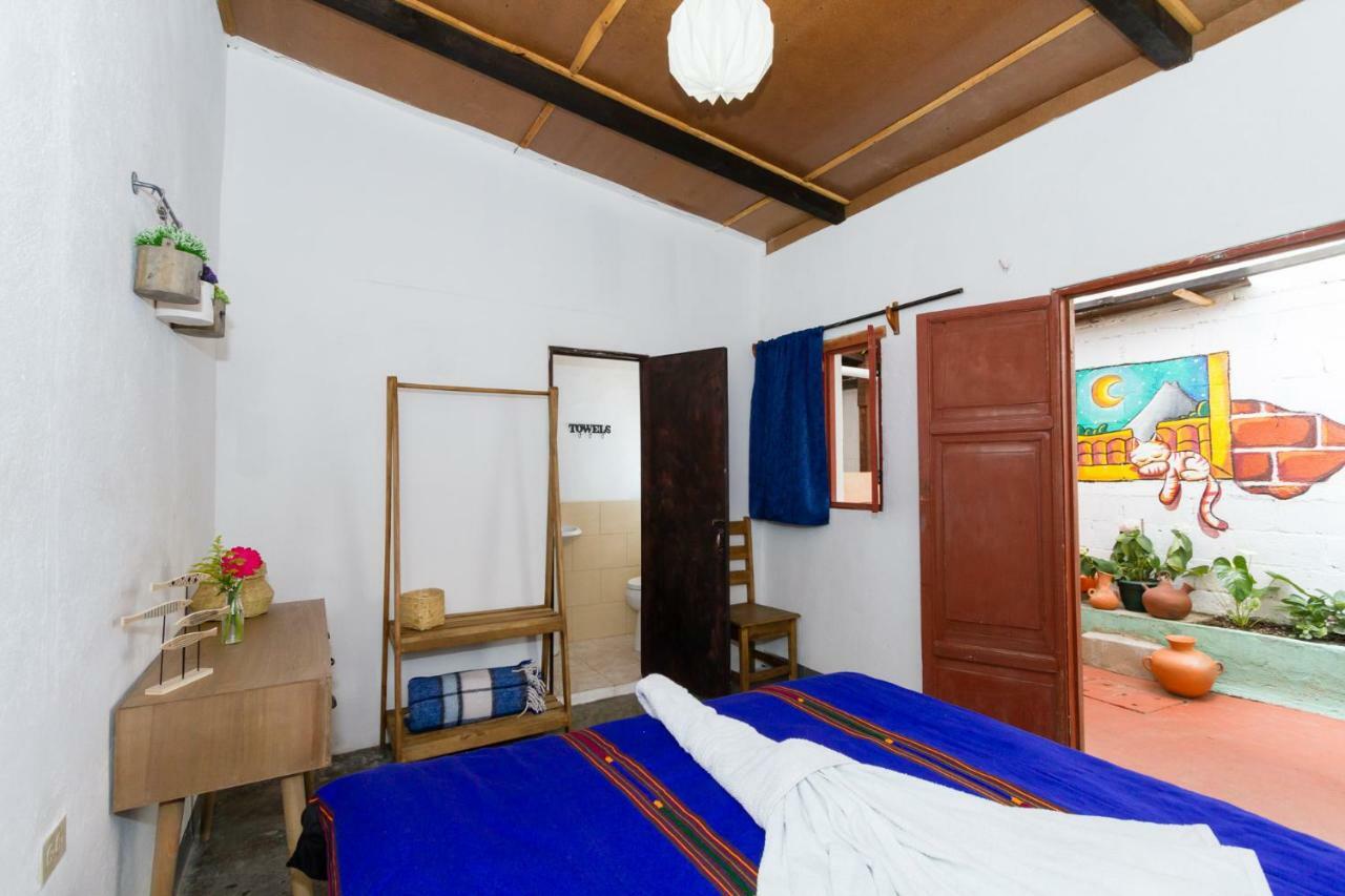 Tamarindo Guest House, Near Arco Santa Catarina 안티구아 과테말라 외부 사진