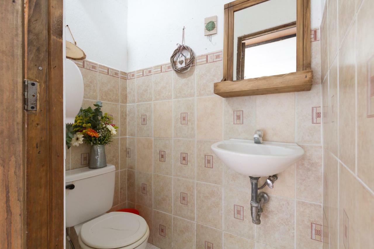 Tamarindo Guest House, Near Arco Santa Catarina 안티구아 과테말라 외부 사진